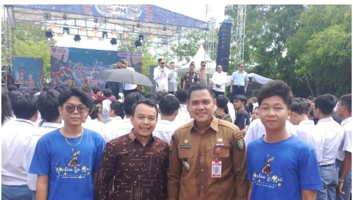mengikuti festival olahraga dan seni SMA/SMK pelajar se kalimantan tengah di palangkaraya (2)