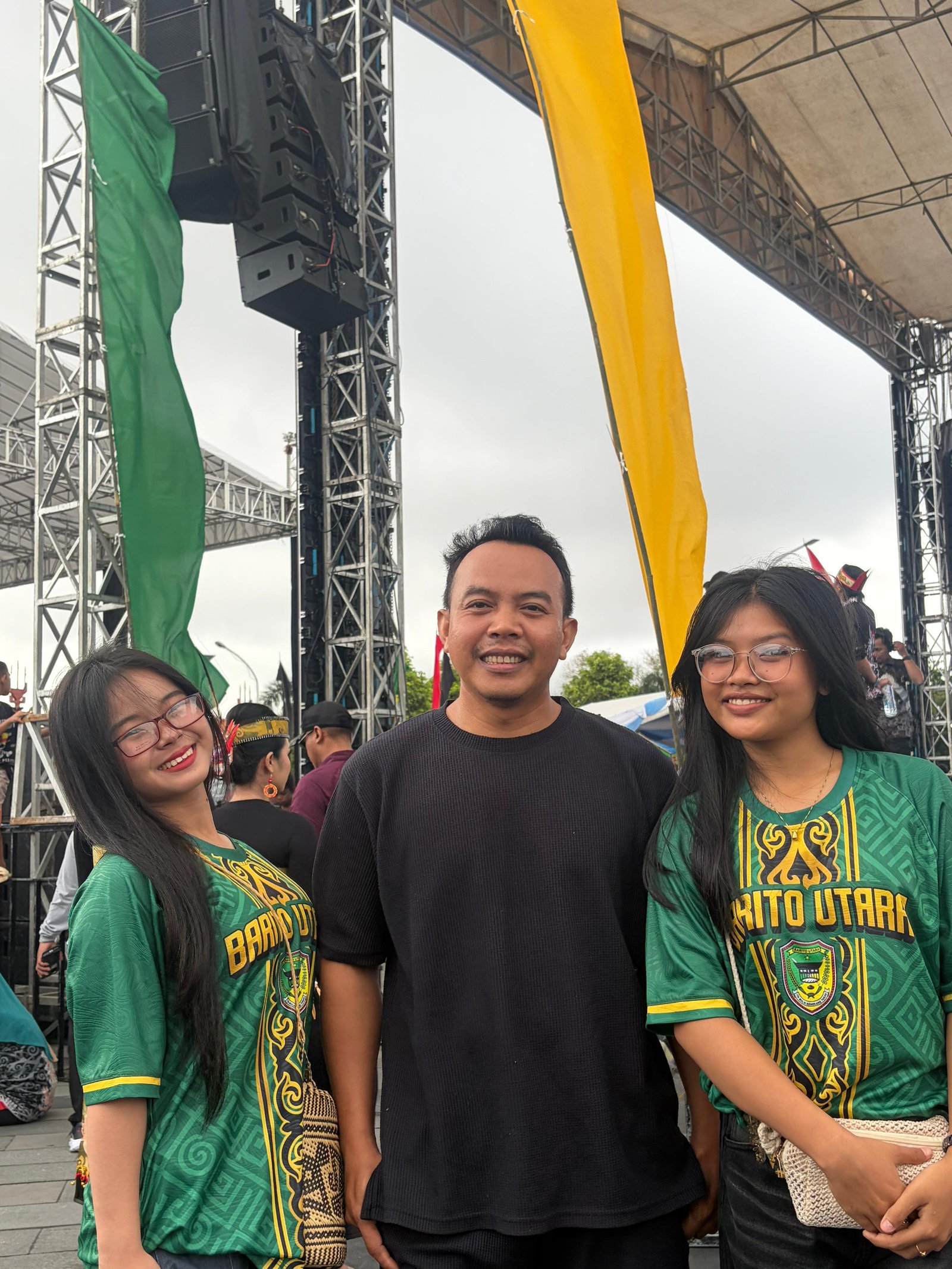 2 ORANG SISWI SMAN 1 TEWEH TIMUR MEWAKILI FESTIVAL BUDAYA ISEN MULANG 2026 